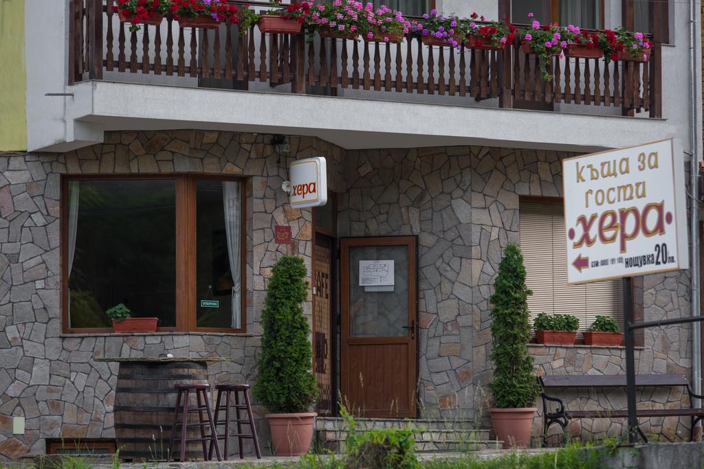 Hera Guest House Chiflik Exterior foto