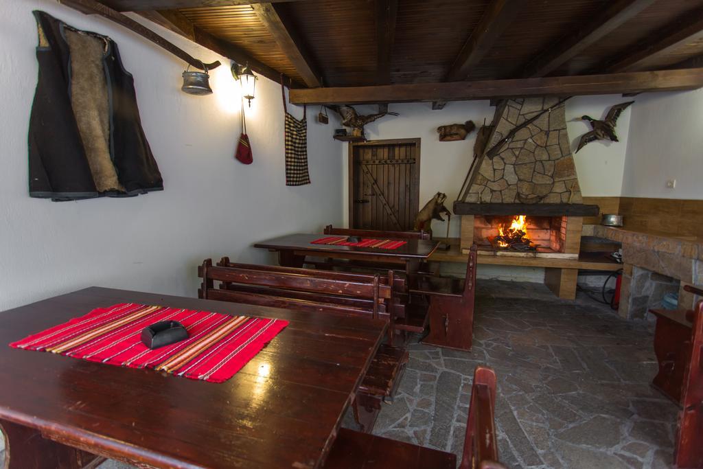 Hera Guest House Chiflik Exterior foto