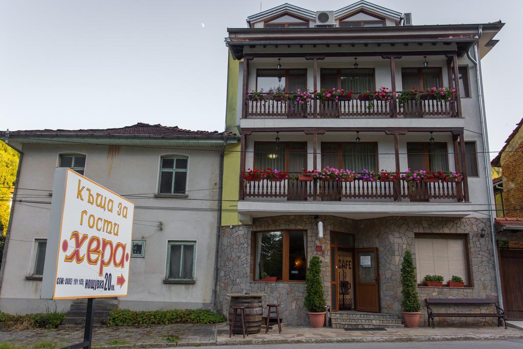 Hera Guest House Chiflik Exterior foto