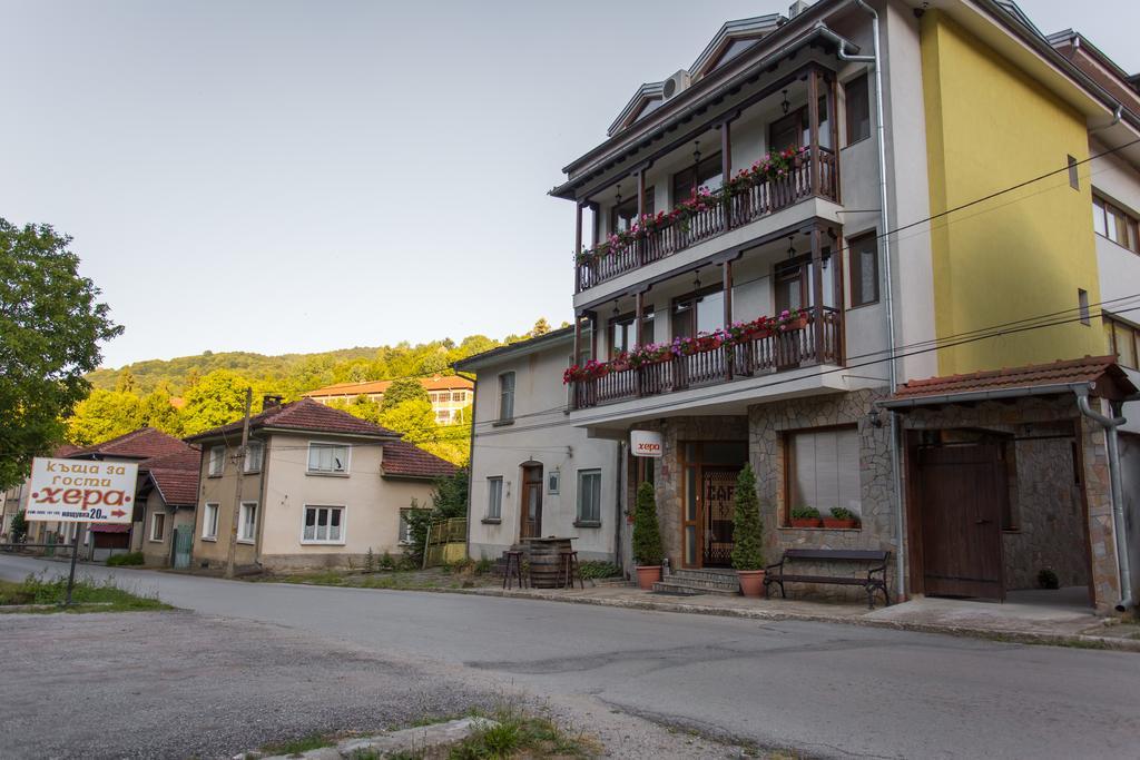 Hera Guest House Chiflik Exterior foto